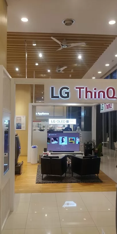 LG New Vision Mecca Street