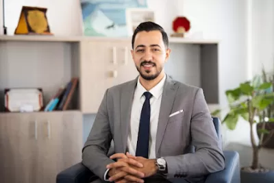 الدكتور عمر علي علقم -اختصاصي الطب النفسي - طبيب نفسي في عمان -الاردن
